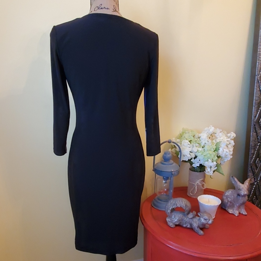 Bali Dress - Picture 2 of 2